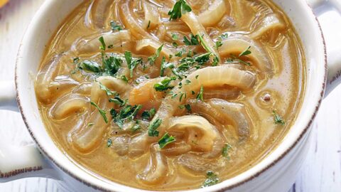 https://healthyrecipesblogs.com/wp-content/uploads/2012/11/onion-soup-featured-2022-480x270.jpg