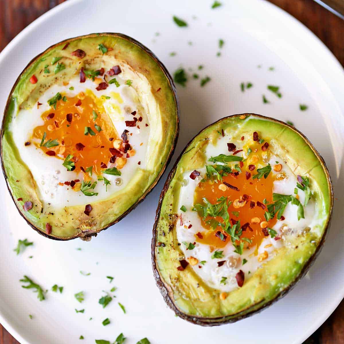 Breakfast – Avocado-Baked Eggs