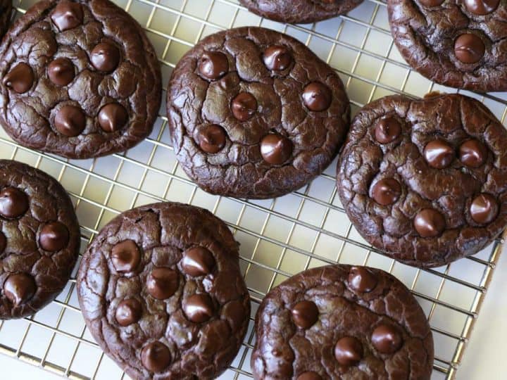 Soft and Chewy Keto Chocolate Cookies - Healthy Recipes Blog