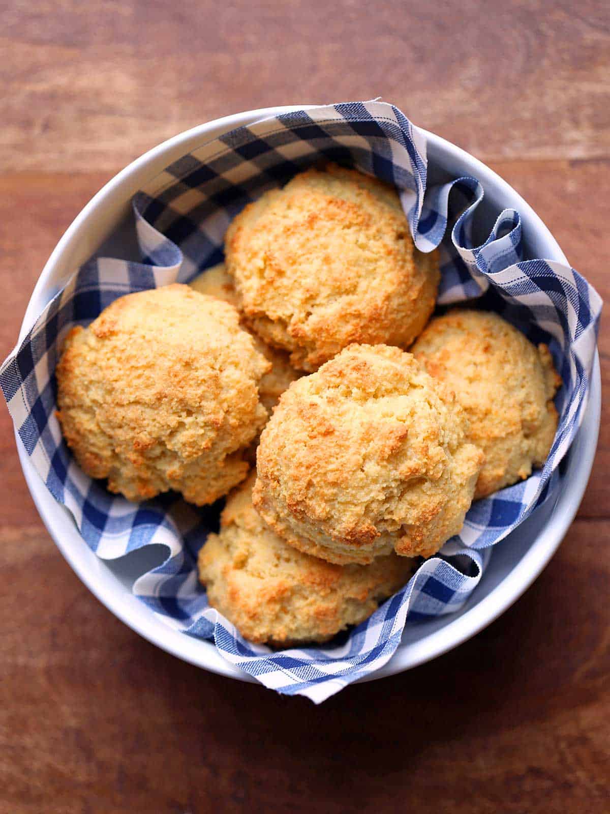 Keto cheese biscuits served in a white bowl. 