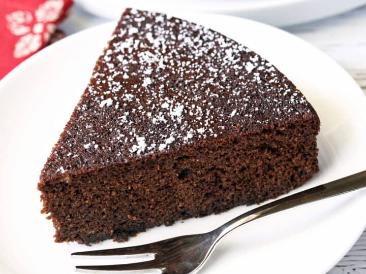 Almond Flour Chocolate Cake - Healthy Recipes Blog