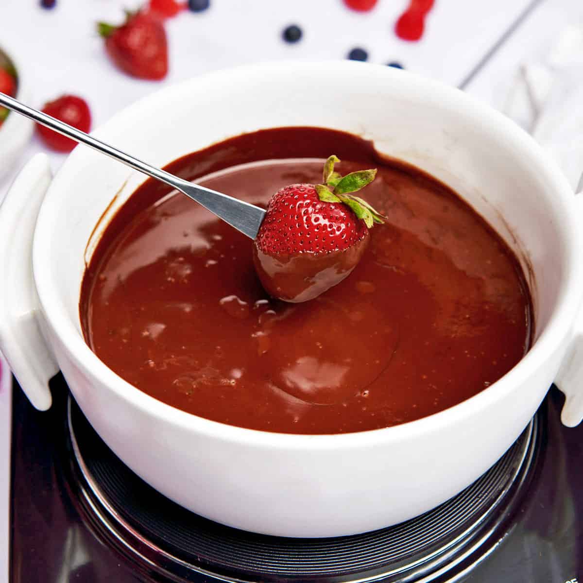 Easy Chocolate Fondue - Healthy Recipes Blog