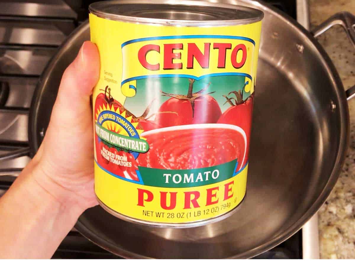 A can of tomato puree. 