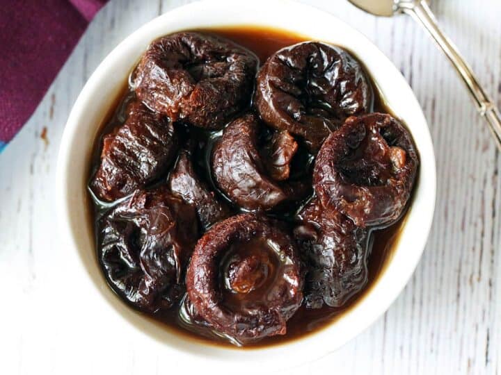 Easy Stewed Prunes Recipe - Healthy Recipes Blog