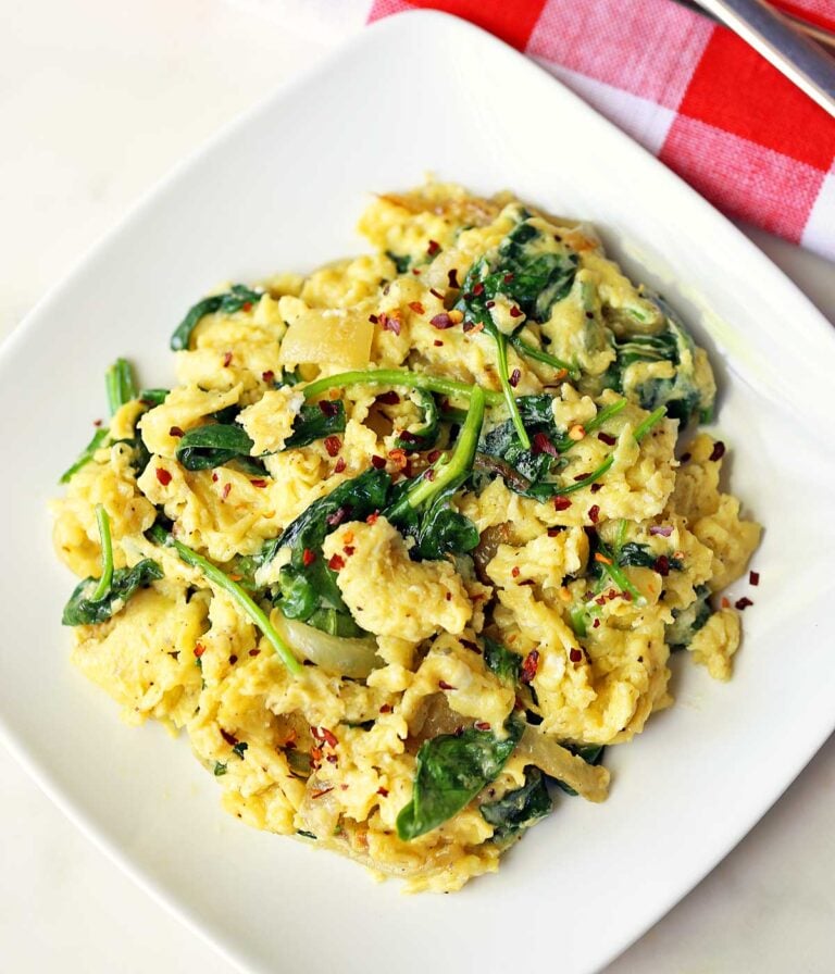Spinach and Eggs Scramble - Healthy Recipes Blog