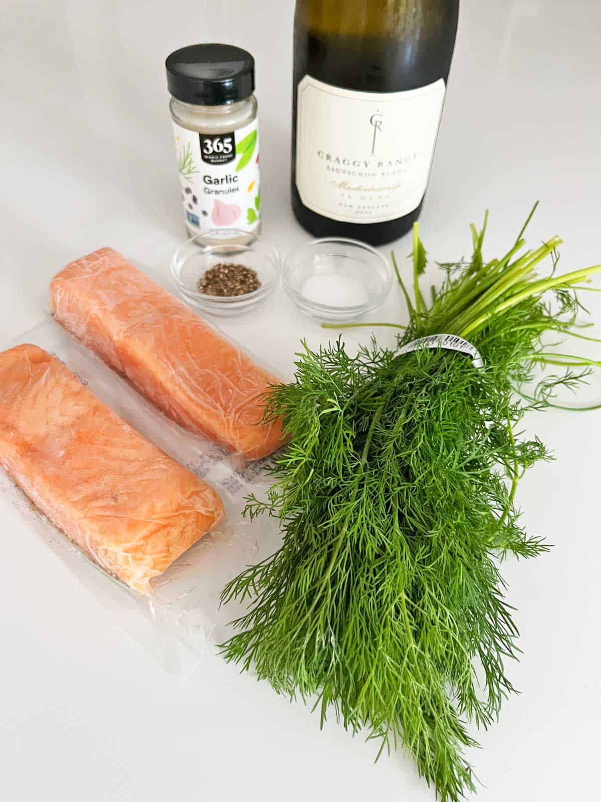 The ingredients needed to poach salmon. 