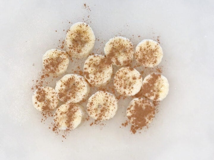 Banana slices dusted with cinnamon.