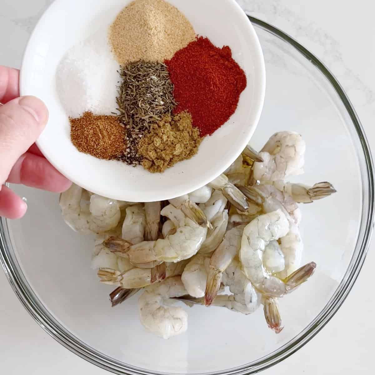https://healthyrecipesblogs.com/wp-content/uploads/2023/10/Sauteed-Shrimp-spices.jpg