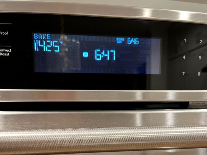 An oven set to 425°F.