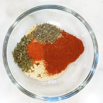 Cajun spices in a small bowl.