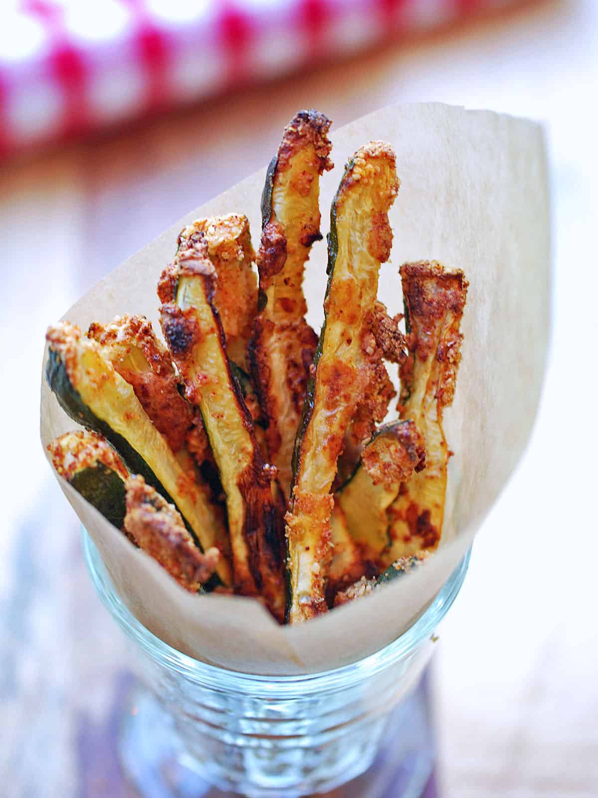 Zucchini fries are served bistro-style.