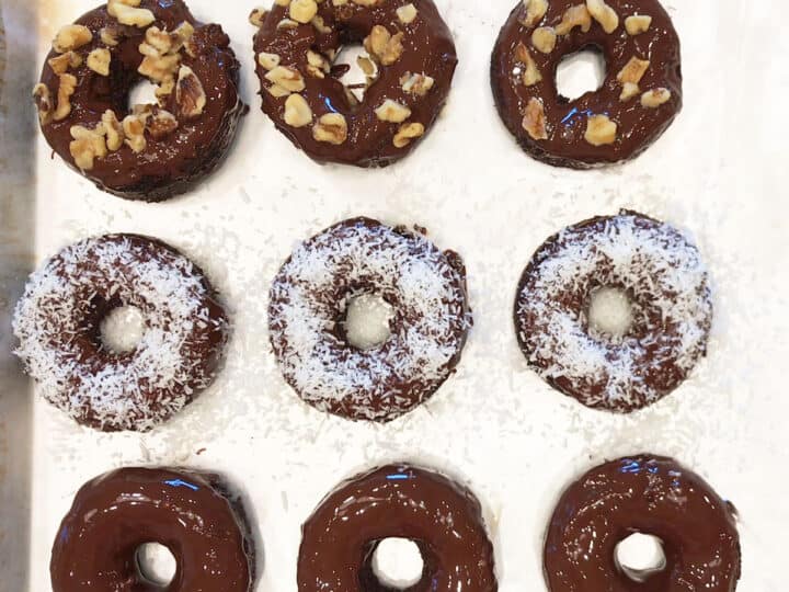 Add toppings and cool the donuts.