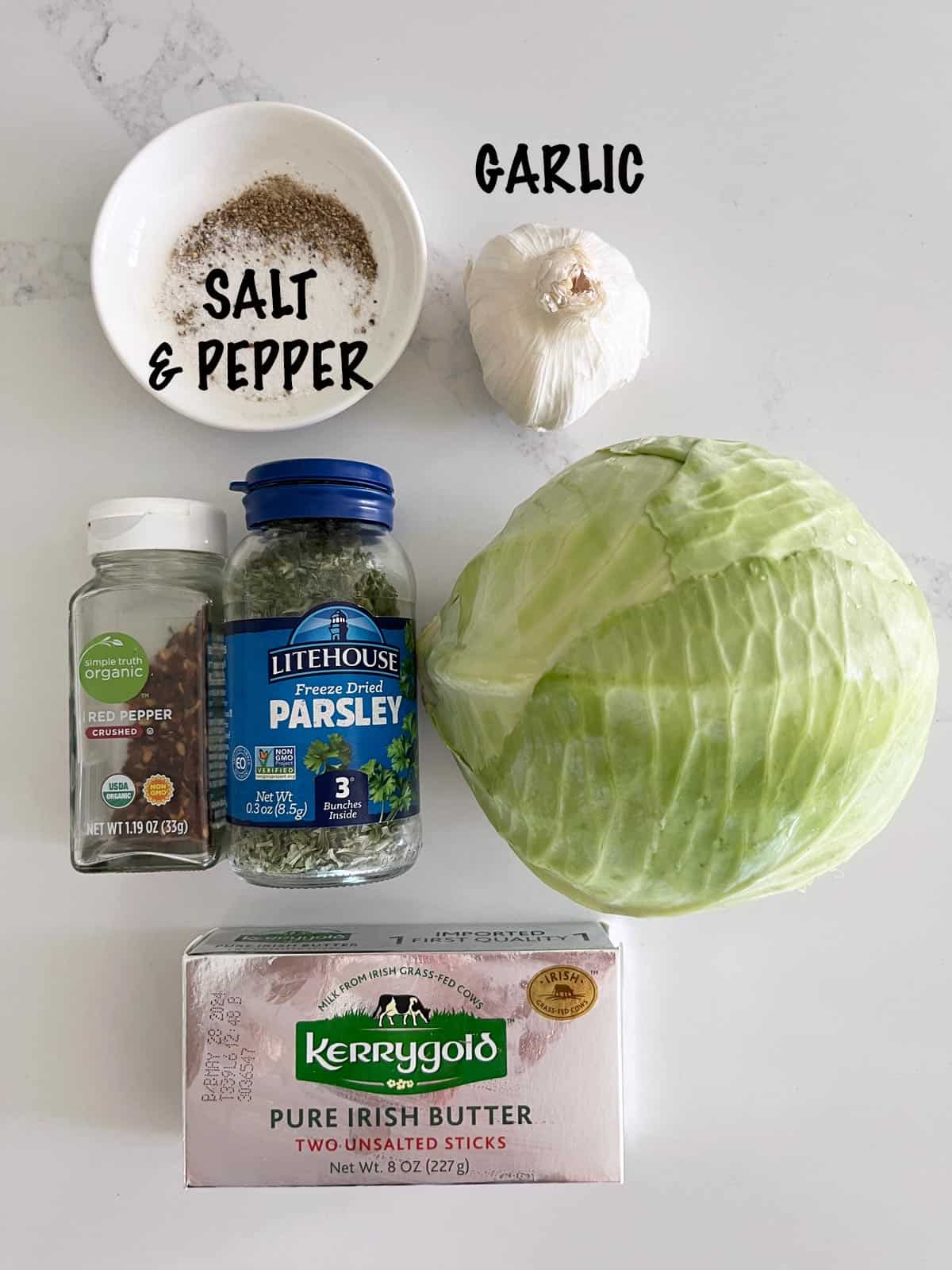 The ingredients needed to steam cabbage.