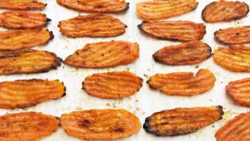 The carrot chips are ready in the pan.