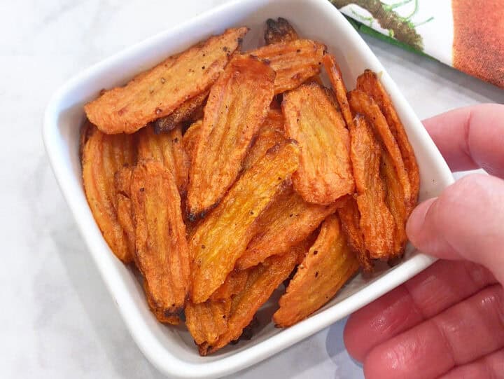The carrot chips are served.