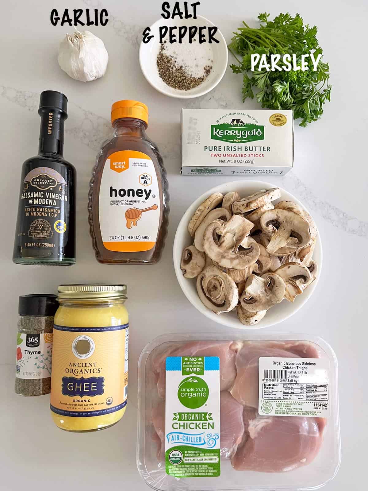 The ingredients needed to make chicken and mushrooms.