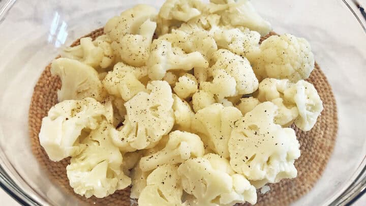 The cauliflower was seasoned with salt and pepper.