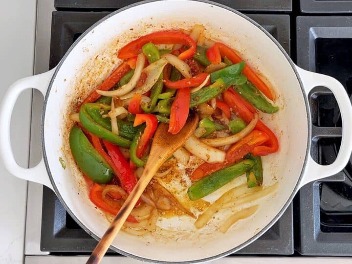 Garlic and spices were added to the saucepan.