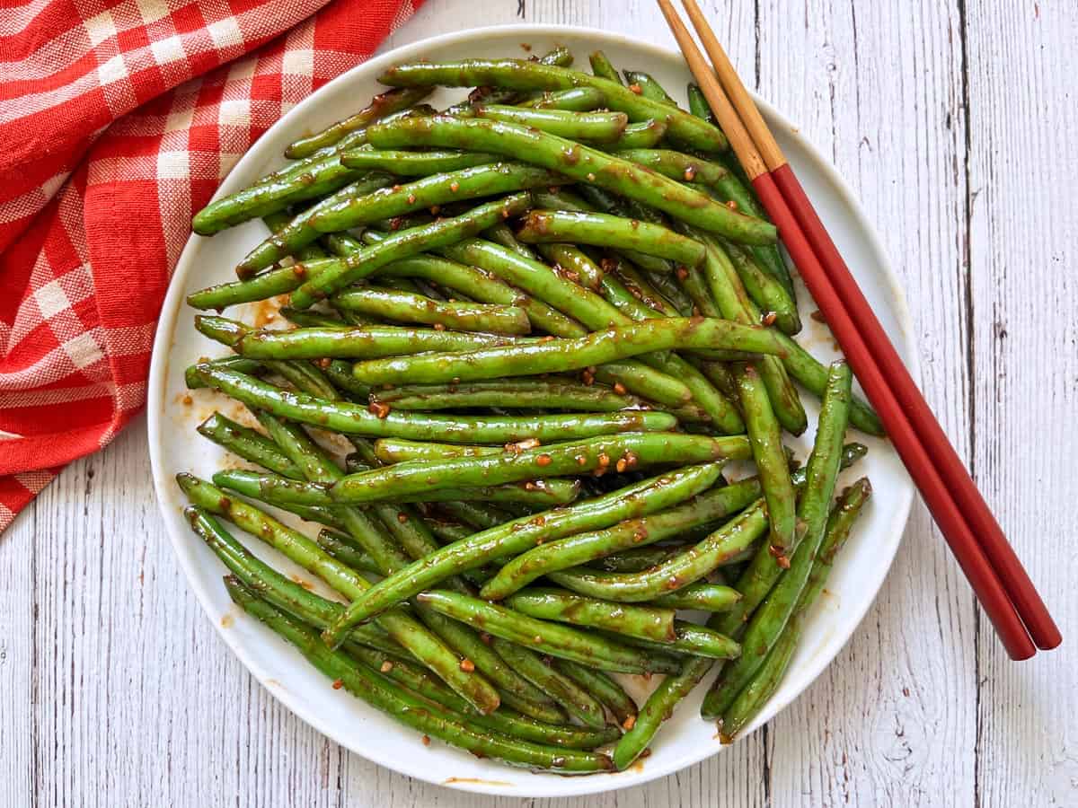 Why These Chinese Green Beans Taste Better Than Takeout